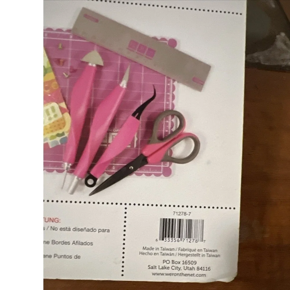 We R Memory Keepers Mini Tool Kit Pink Scrapbooking Craft Tools New Sealed Ruler